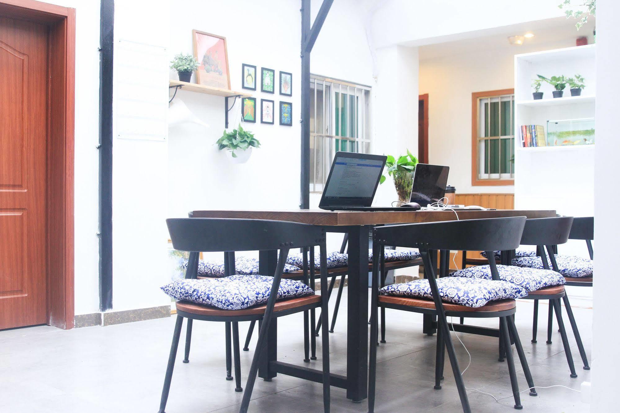 Beijing Alley International Youth Hostel Экстерьер фото