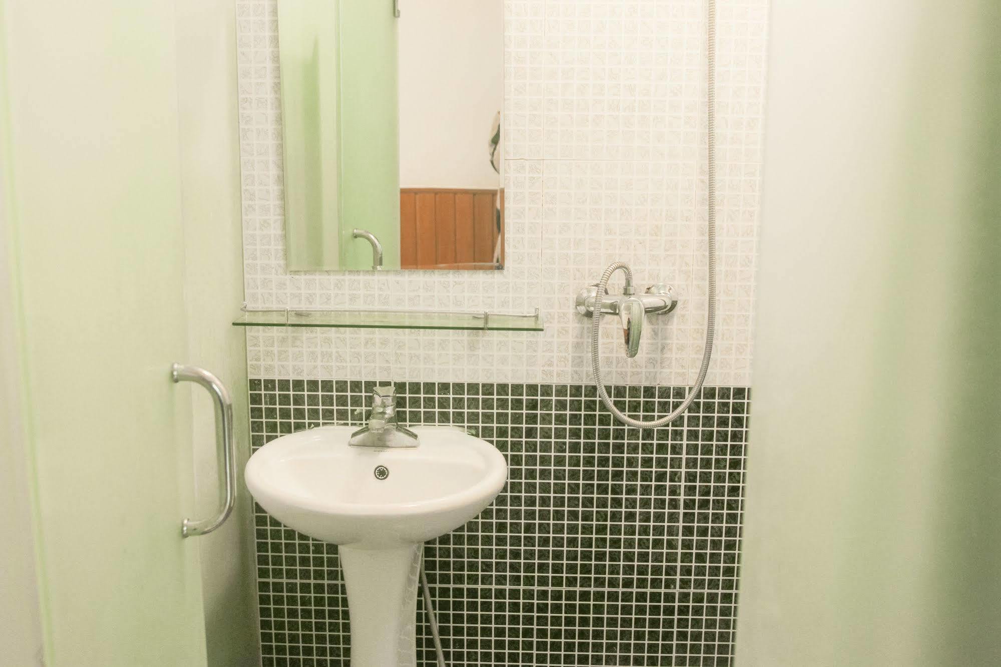 Beijing Alley International Youth Hostel Экстерьер фото